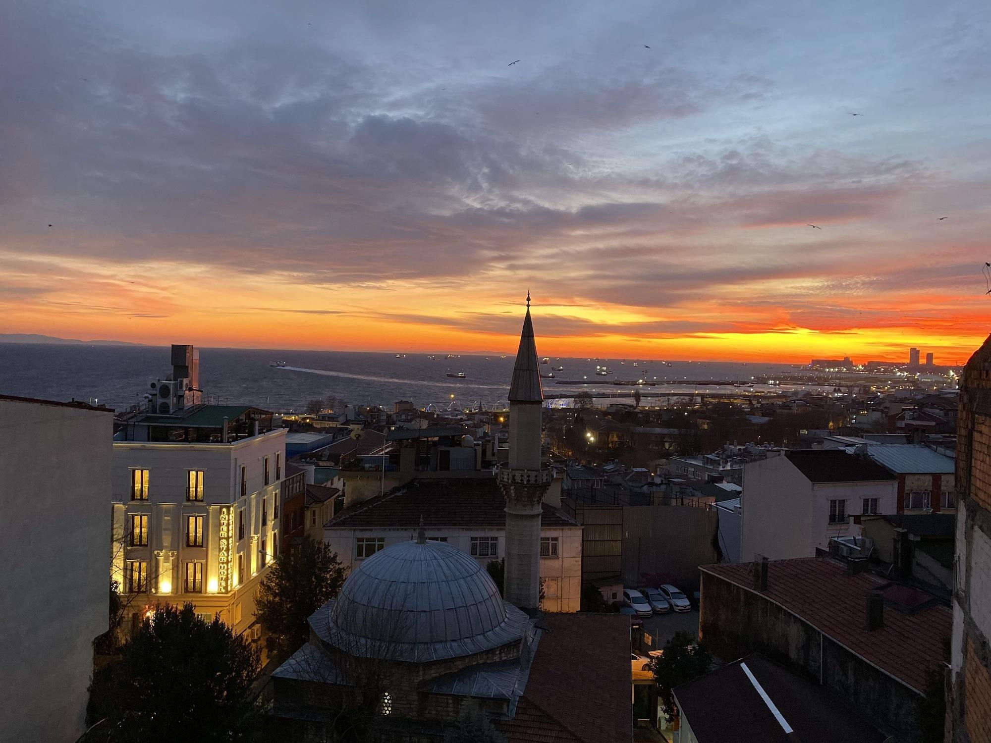 Muyan Suites Istanbul Bagian luar foto